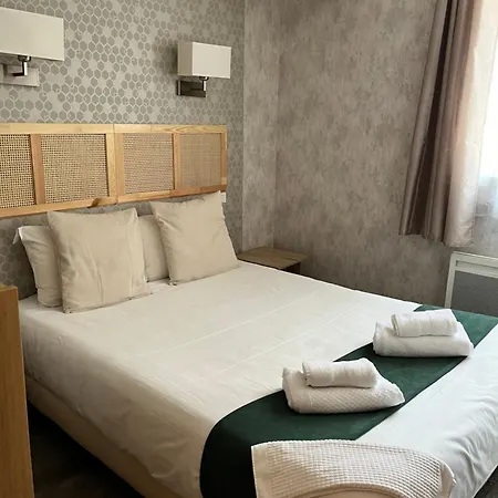 Hotel Du Nord - Ville-haute Saint-Flour (Cantal)